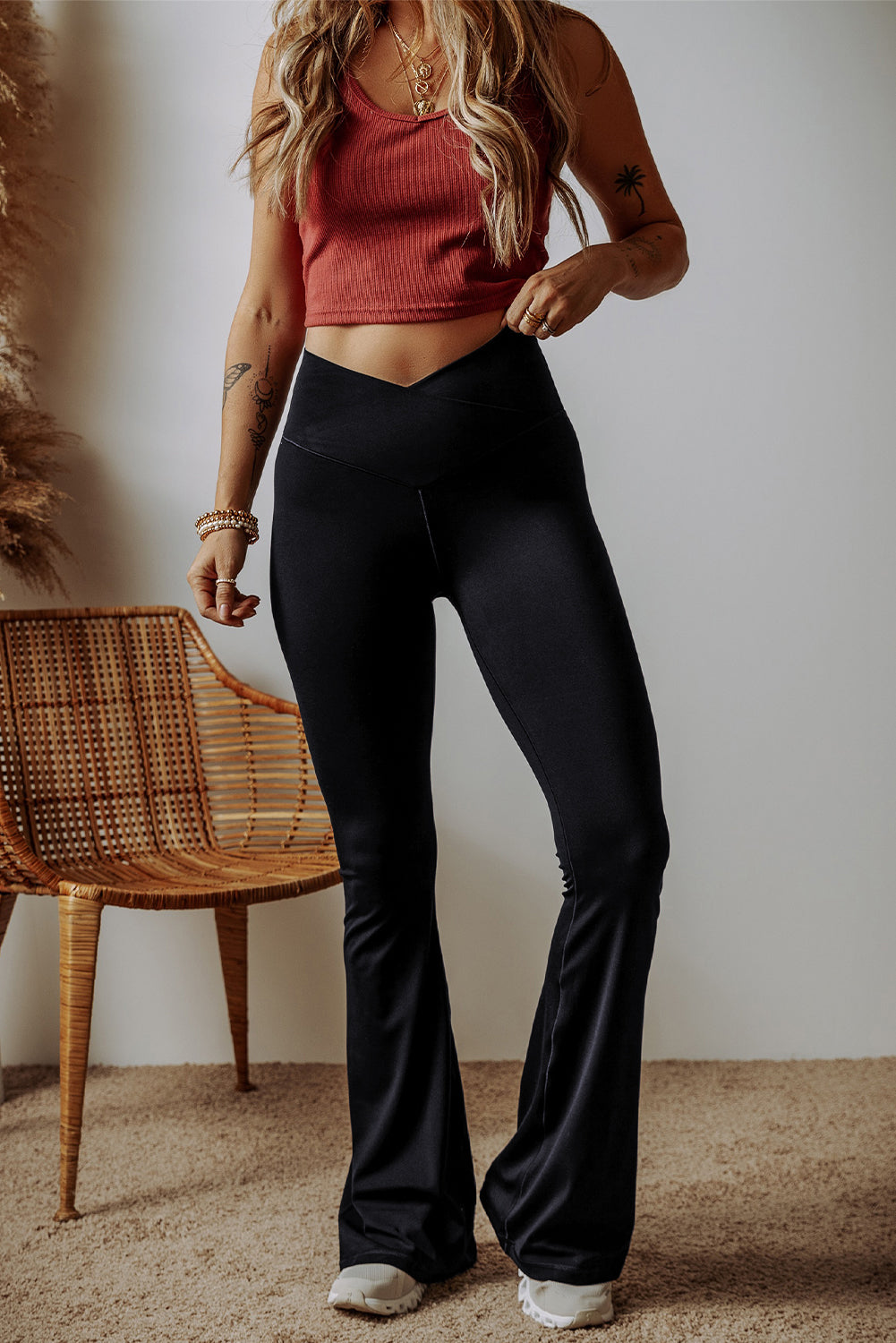 Black V Shape High Waist Flared Leggings