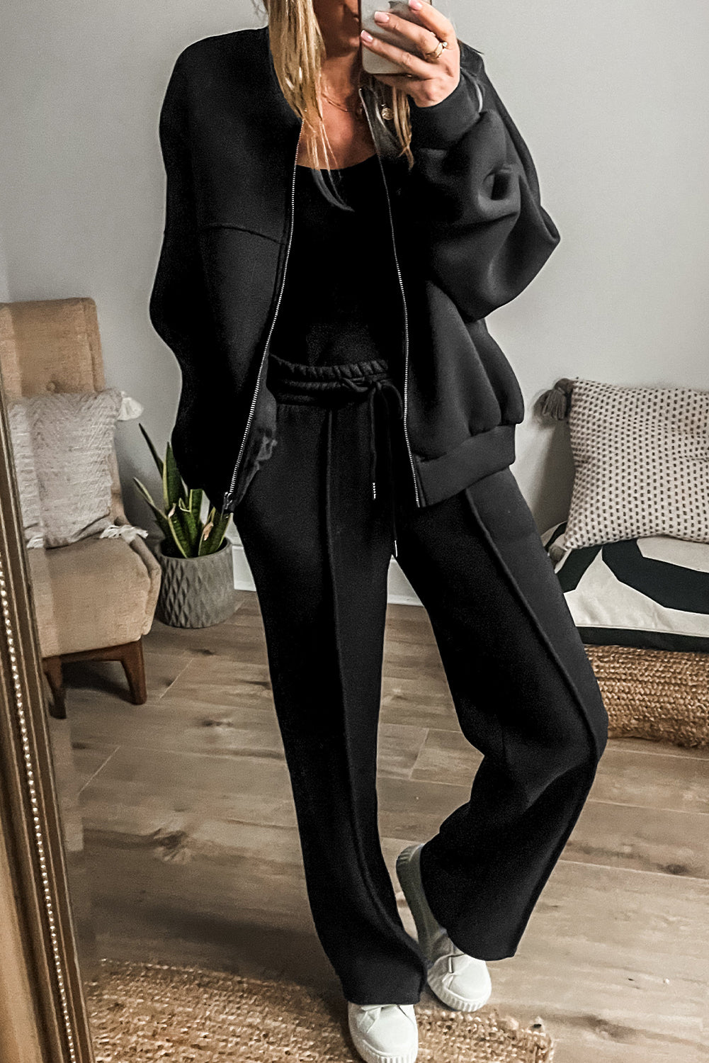 Black Seamed Zipper Jacket and Drawstring Waist Pants Set