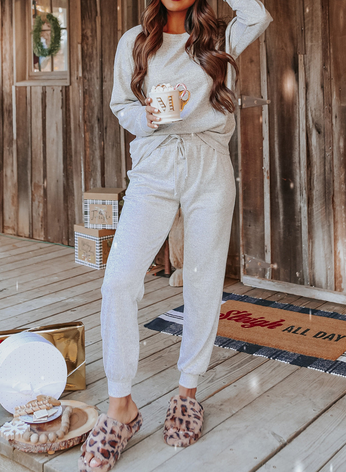 Spinach Green Long Sleeve Pullover & Jogger Pants Lounge Set